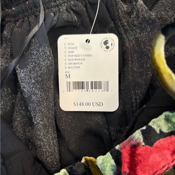 NWT Free People Luna Velvet Floral Romper Pop Red Green Combo - Picture 7 of 8